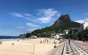 Leblon o fascinio do luxo cultura e belezas naturais no coracao do Rio de Janeiro 02