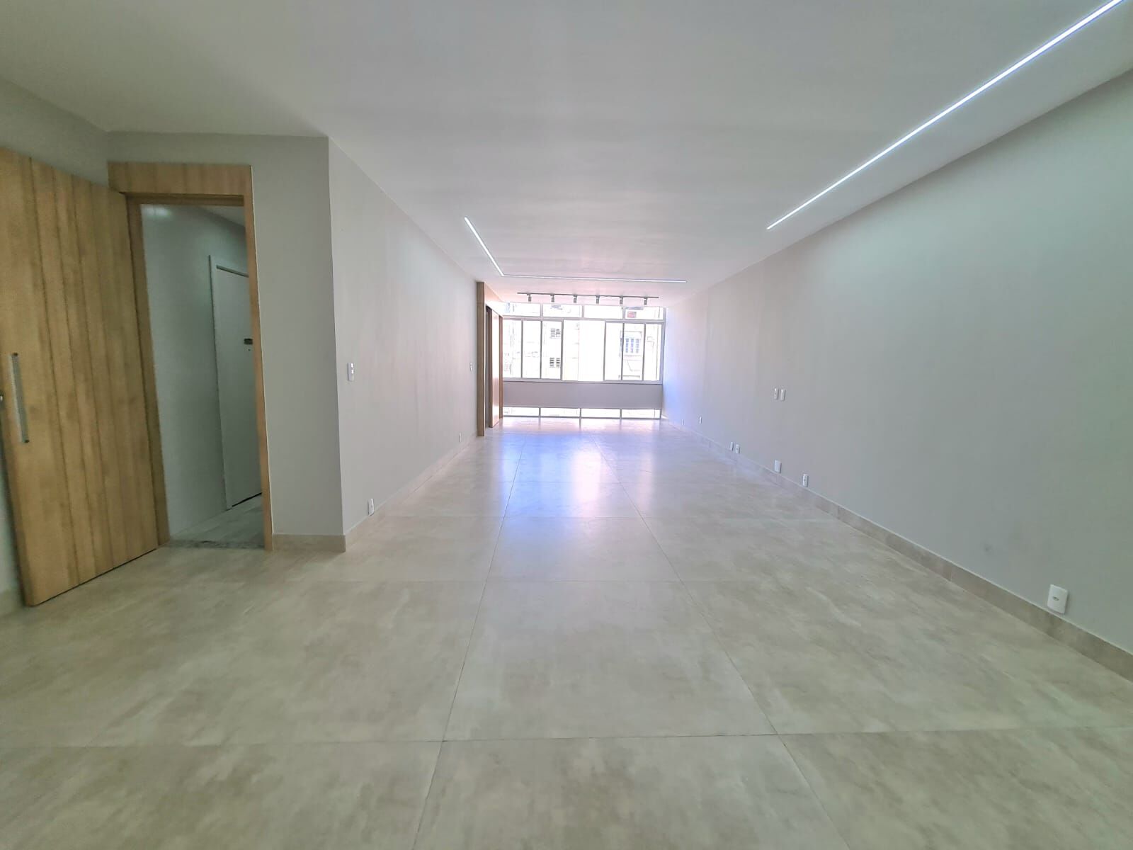 Apartamento na Rua Barão de Ipanema 3 Quartos 180M2 - Copacabana