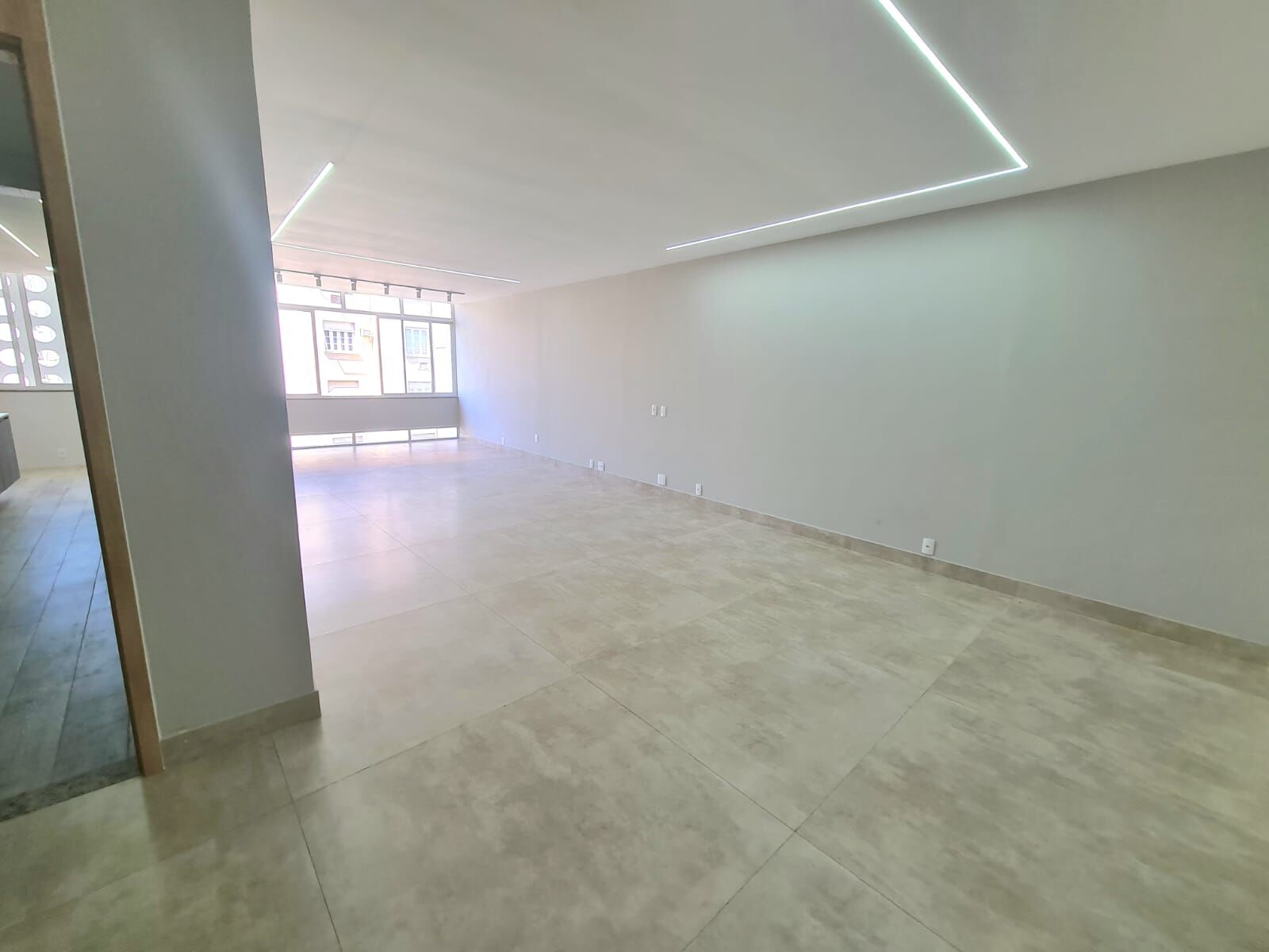 Apartamento na Rua Barão de Ipanema 3 Quartos 180M2 - Copacabana