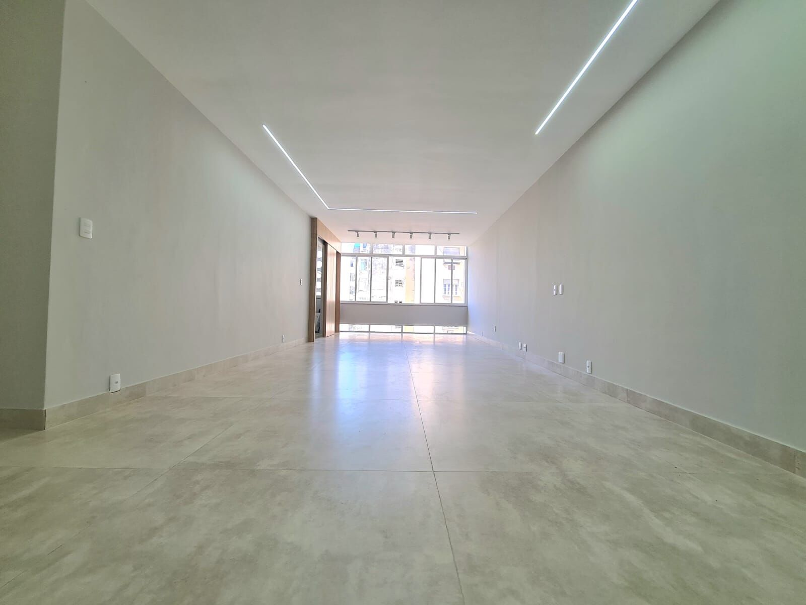 Apartamento na Rua Barão de Ipanema 3 Quartos 180M2 - Copacabana