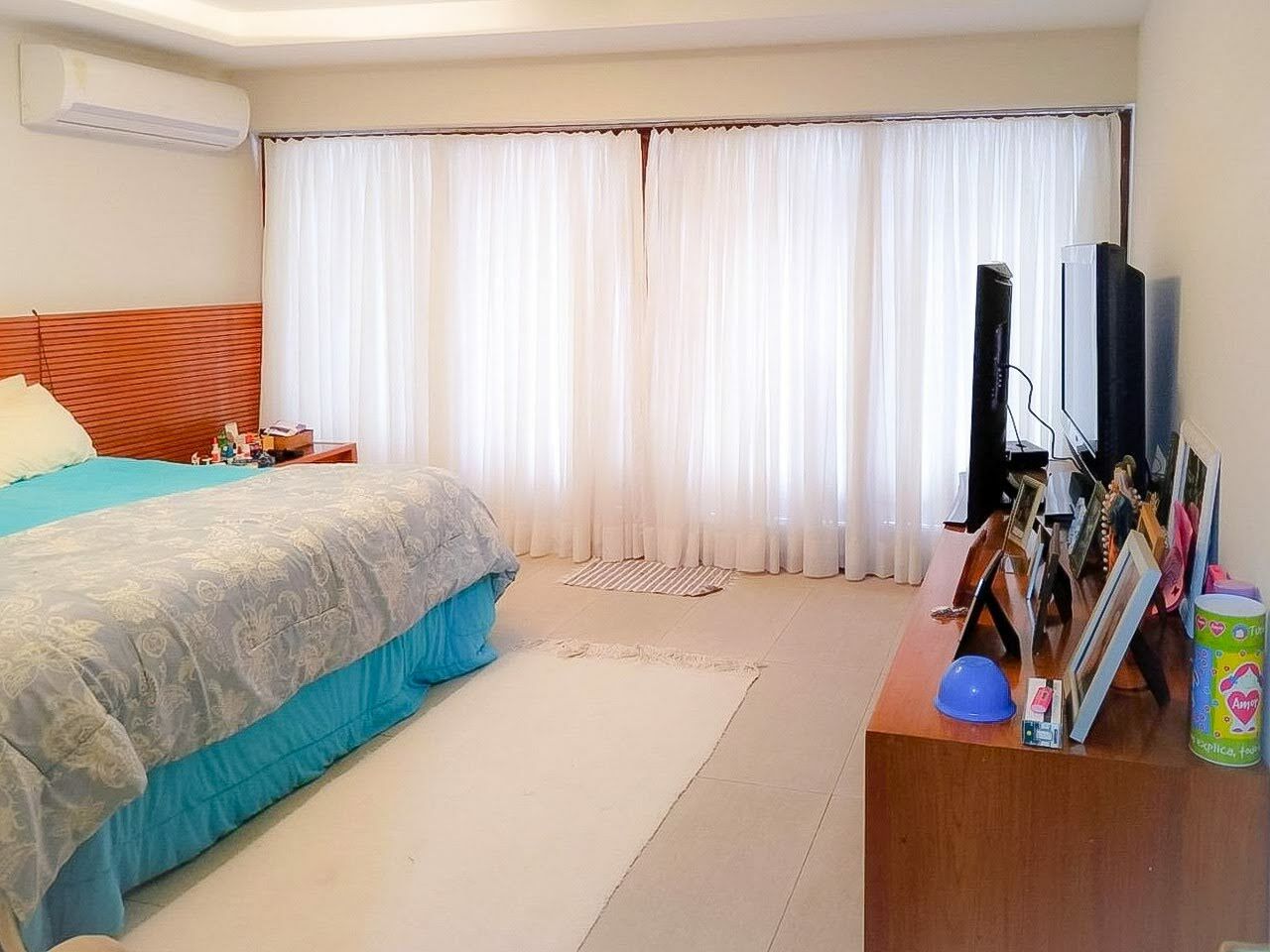 Casa no Jardim Ibiza 4 Quartos - Av. Gastão Sengés Barra da Tijuca