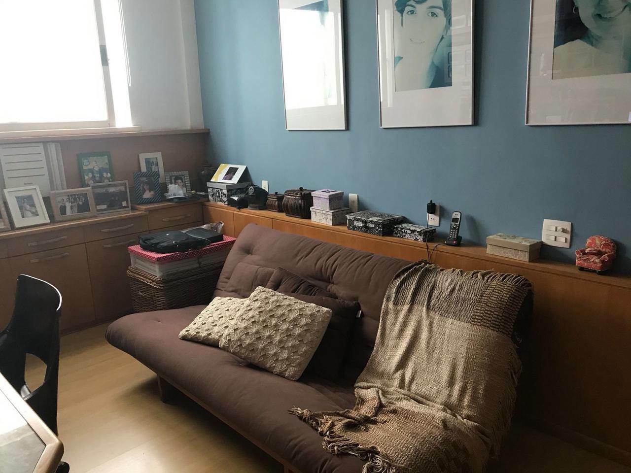 Apartamento na Rua Cinco de Julho 3 Quartos 200M2 - Copacabana