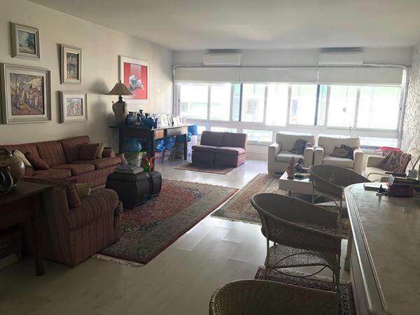 Apartamento na Rua Cinco de Julho 3 Quartos 200M2 - Copacabana