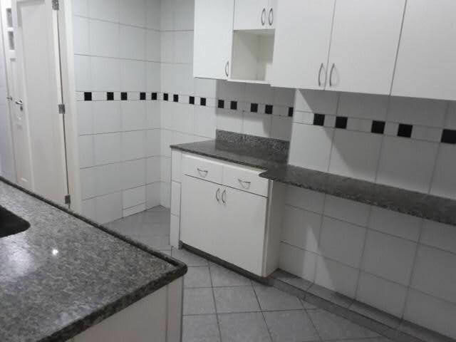 Apartamento na Av. Epitacio Pessoa 3 Quartos 160m2 - Lagoa