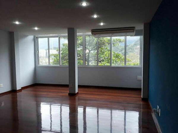 Apartamento na Av. Epitacio Pessoa 3 Quartos 160m2 - Lagoa