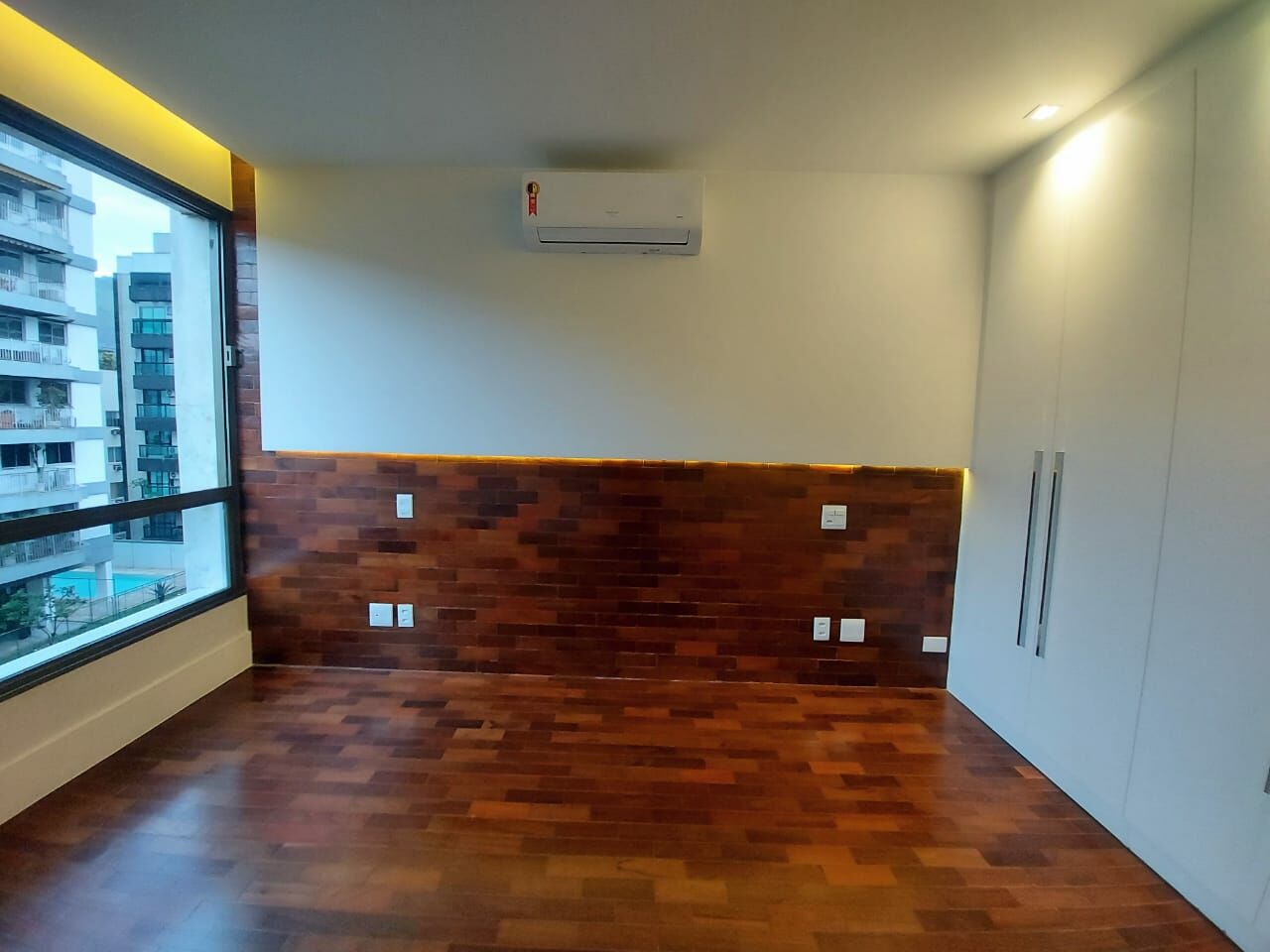 Apartamento na Rua Nascimento Silva 3 Quartos 120m2 - Ipanema