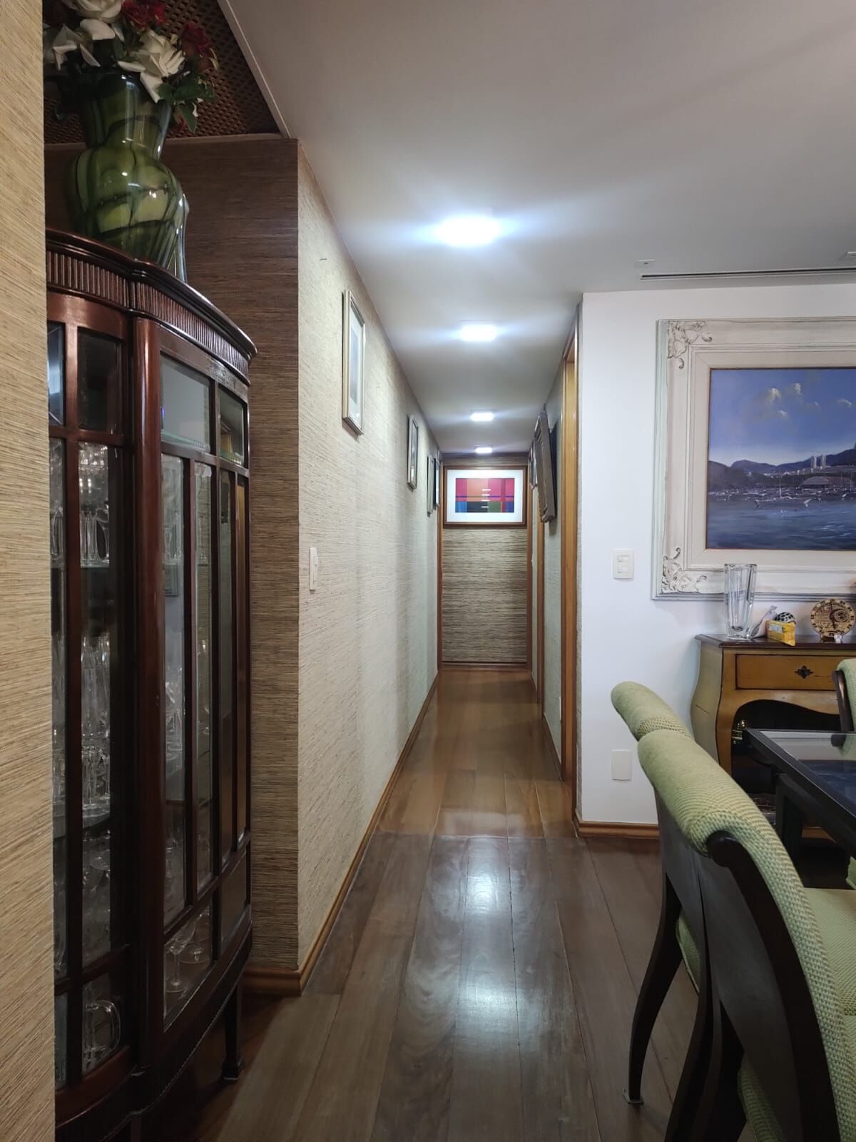 Apartamento 180m2 na Av. Epitácio Pessoa 3 Quartos - Lagoa