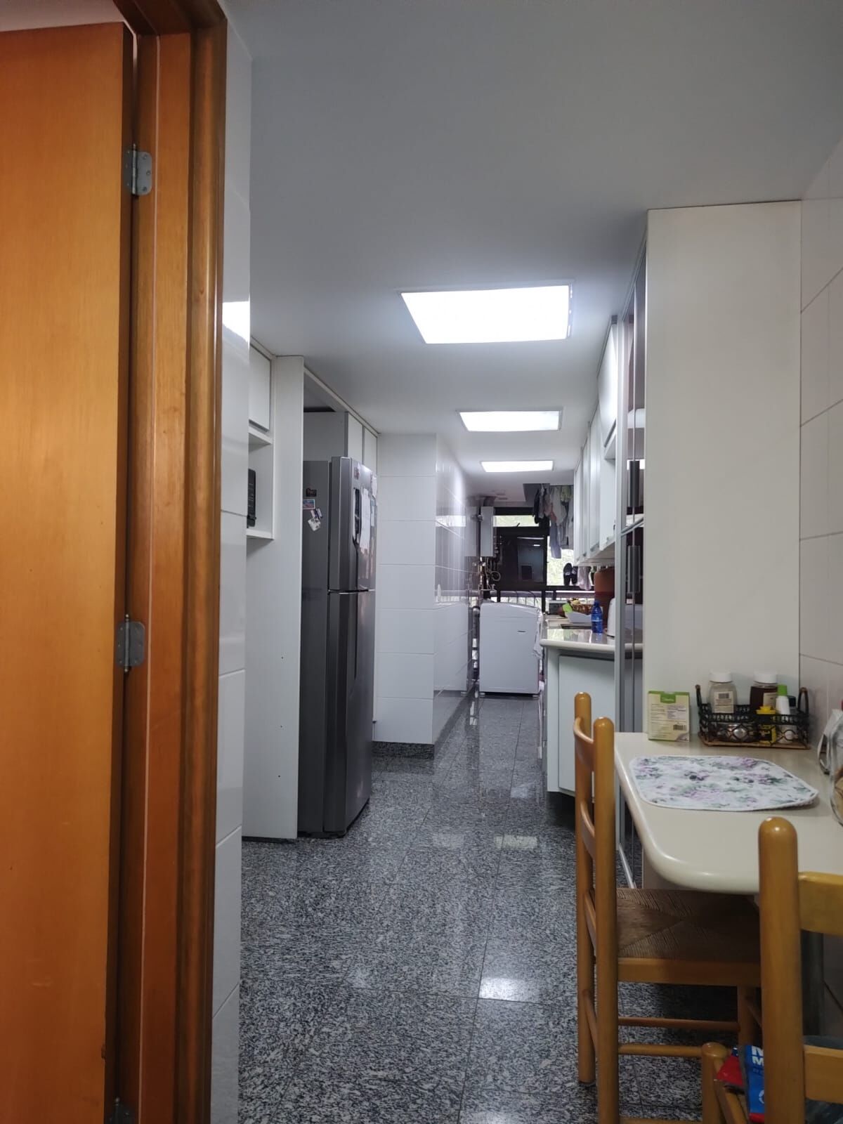 Apartamento 180m2 na Av. Epitácio Pessoa 3 Quartos - Lagoa