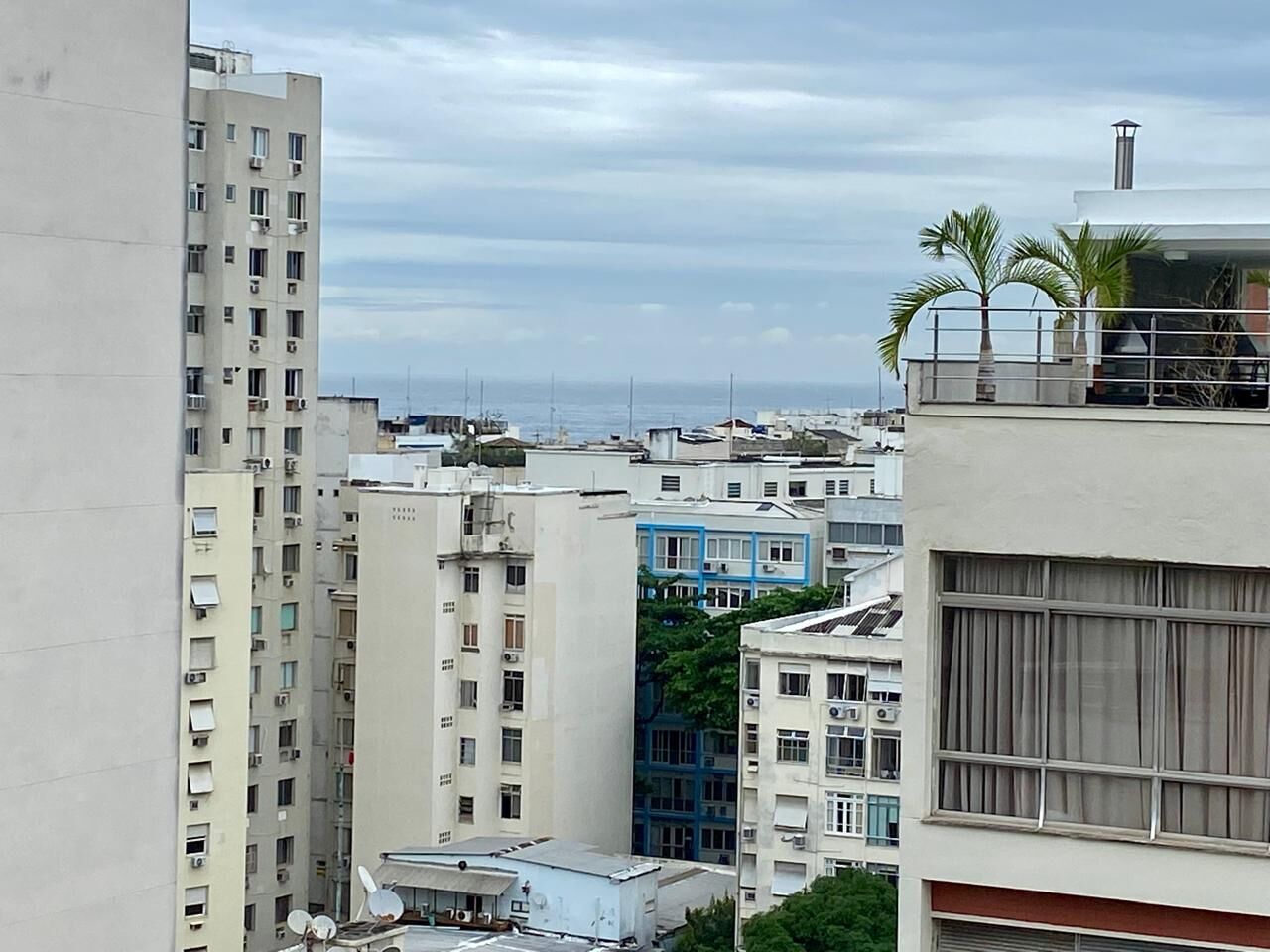 Apartamento 167m2 na Rua Bulhões de Carvalho 3 Quartos - Copacabana