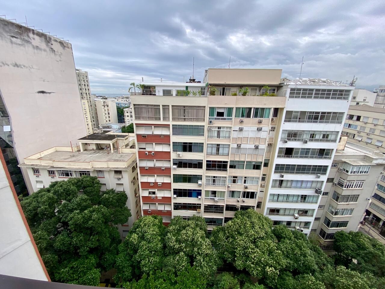 Apartamento 167m2 na Rua Bulhões de Carvalho 3 Quartos - Copacabana