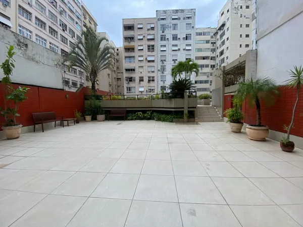 Apartamento 167m2 na Rua Bulhões de Carvalho 3 Quartos - Copacabana