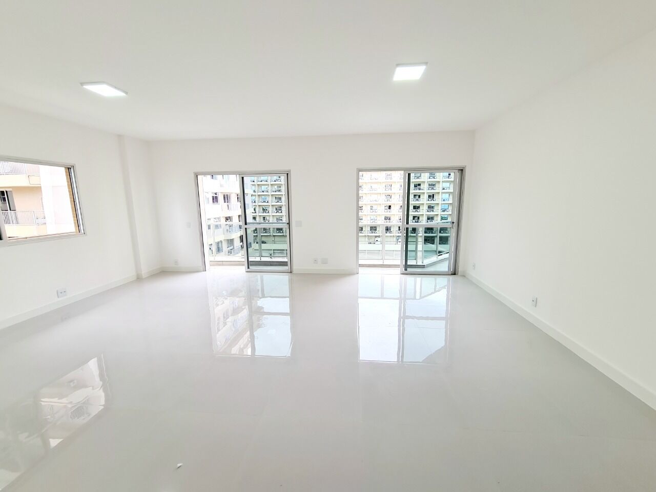 Apartamento 185m2 na Rua Francisco Otaviano 4 Quartos - Copacabana