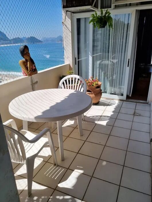 Apartamento 210m2 na Av. Atlântica 2 Quartos - Copacabana