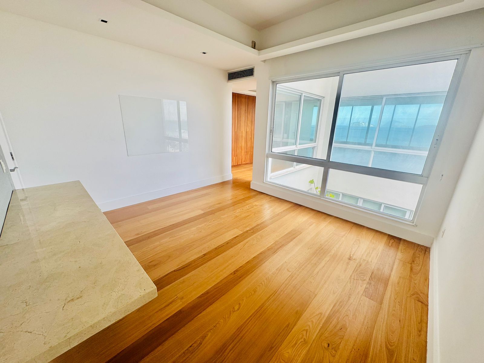 Cobertura 300m2 na Av. Vieira Souto 2 Quartos - Ipanema