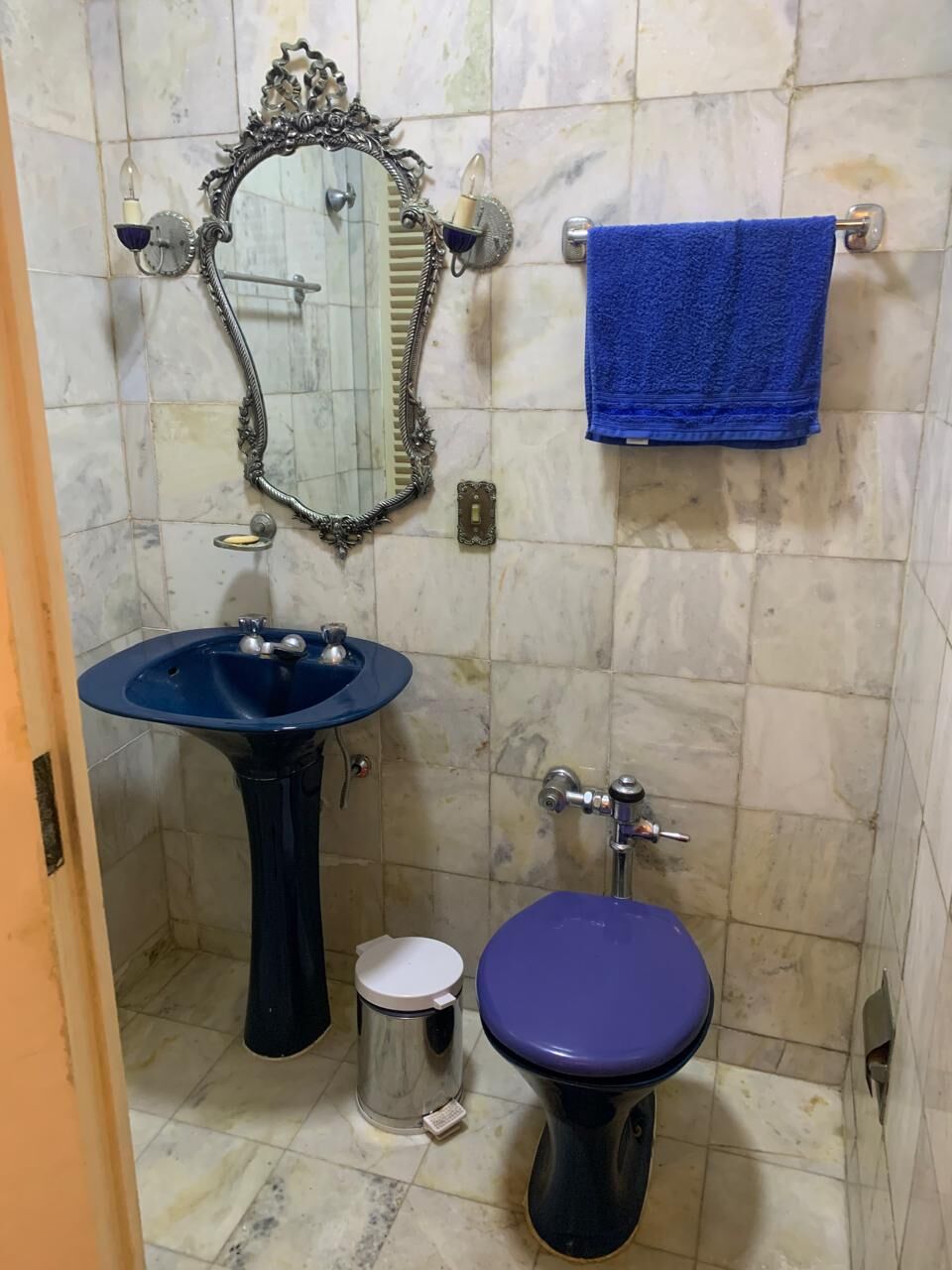 Apartamento 330m2 na Rua Hilário de Gouveia 3 Quartos - Copacabana