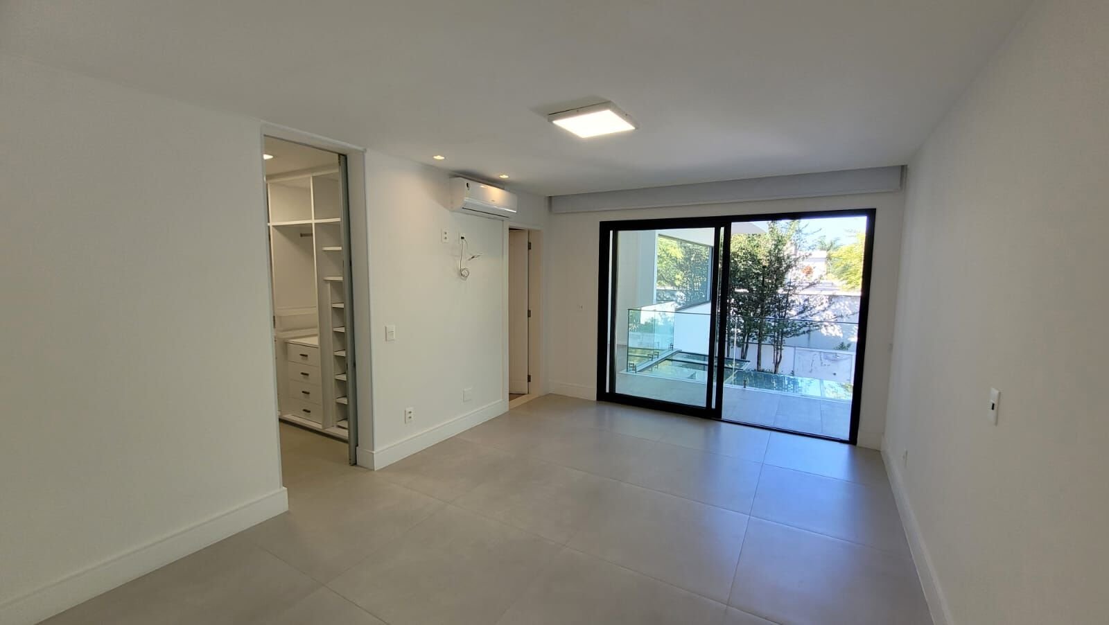 Casa no Condomínio Tijuca Del Lago 1000m2 - Barra da Tijuca