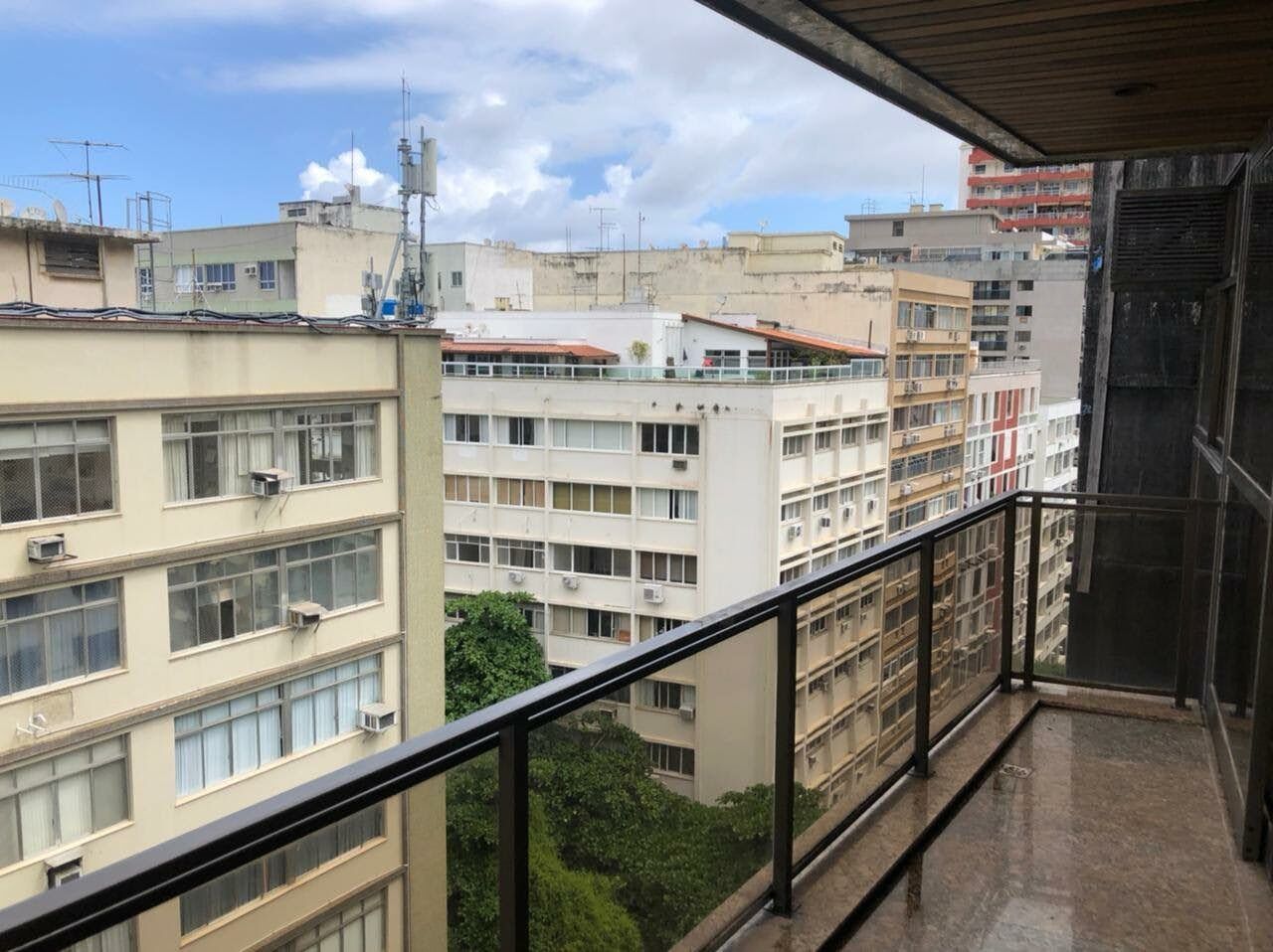 Apartamento na Rua Tonelero 3 Quartos 268m2 – Copacabana