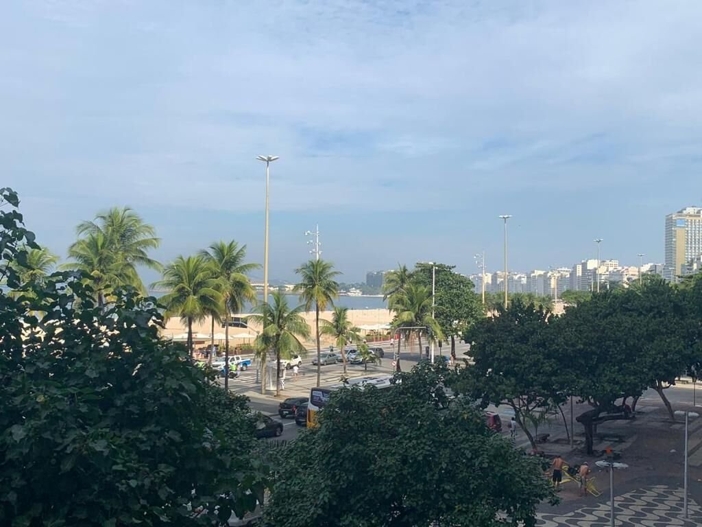 Apartamento 151m2 na Av. Atlântica  3 Quartos - Copacabana