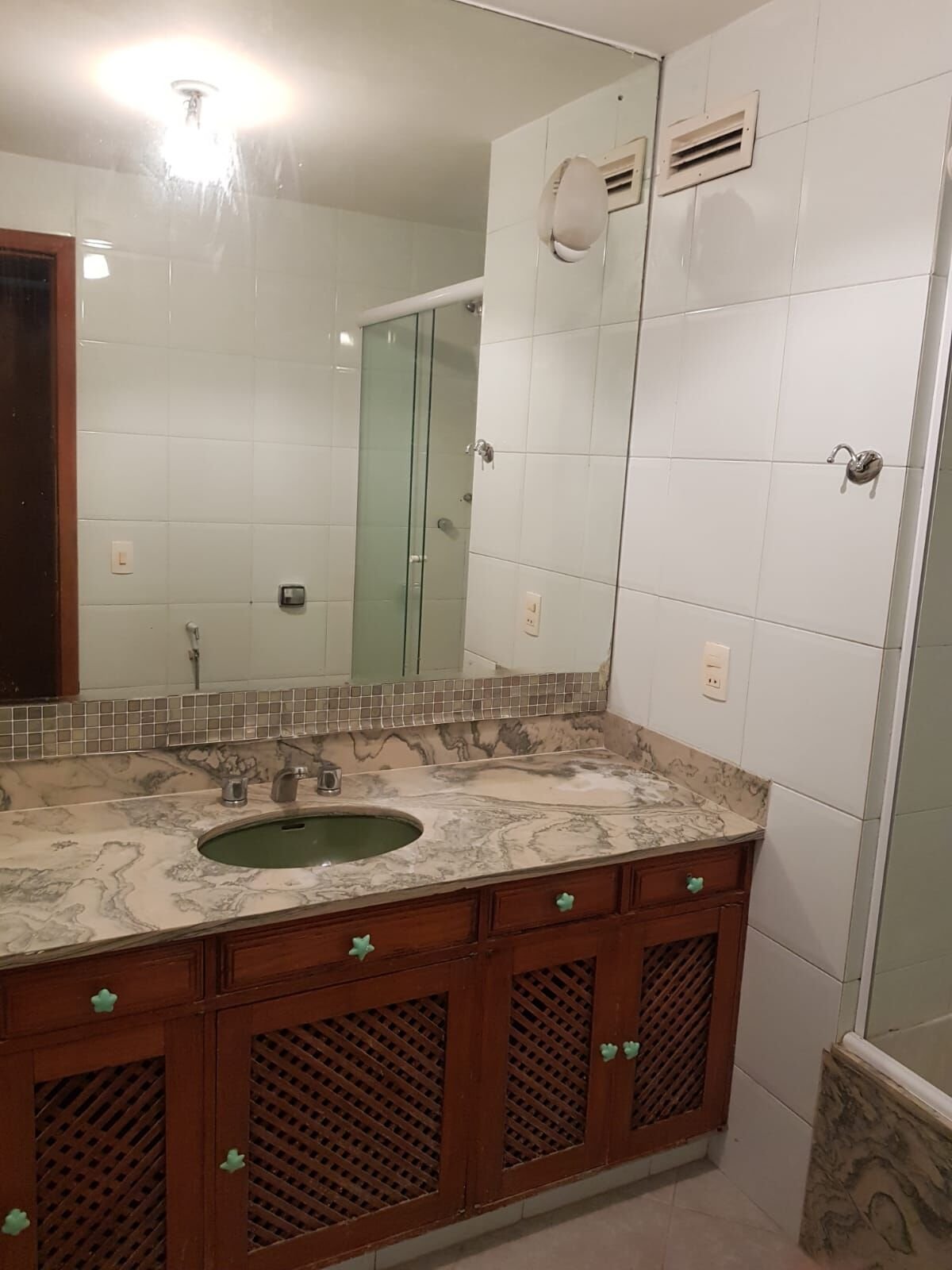 Apartamento 170m2 na Rua Bulhões de Carvalho 3 Quartos - Copacabana