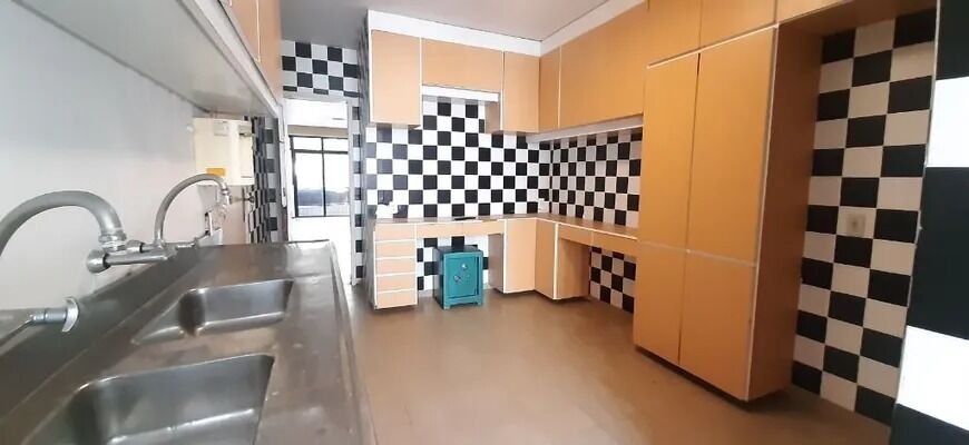 Apartamento 170m2 na Rua Bulhões de Carvalho 3 Quartos - Copacabana