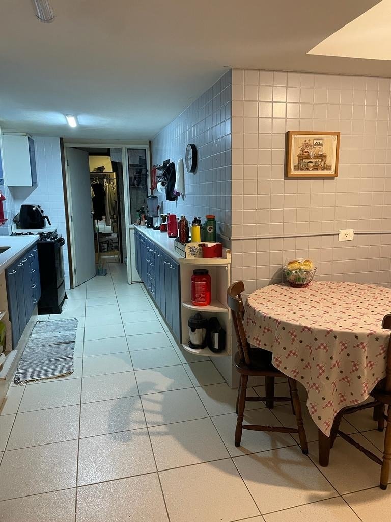 Apartamento 165m2 na Rua Maestro Francisco Braga 3 Quartos - Copacabana