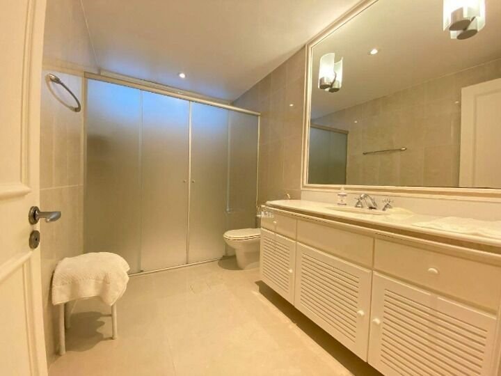 Apartamento 260m2 na Av. Vieira Souto 4 Quartos - Ipanema