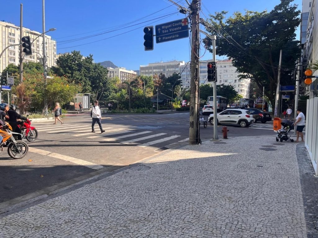 Avenida Bartolomeu Mitre