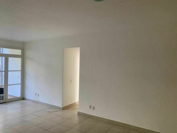 Apartamento 133m2 na Travessa Madre Jacinta 3 Quartos - Gávea