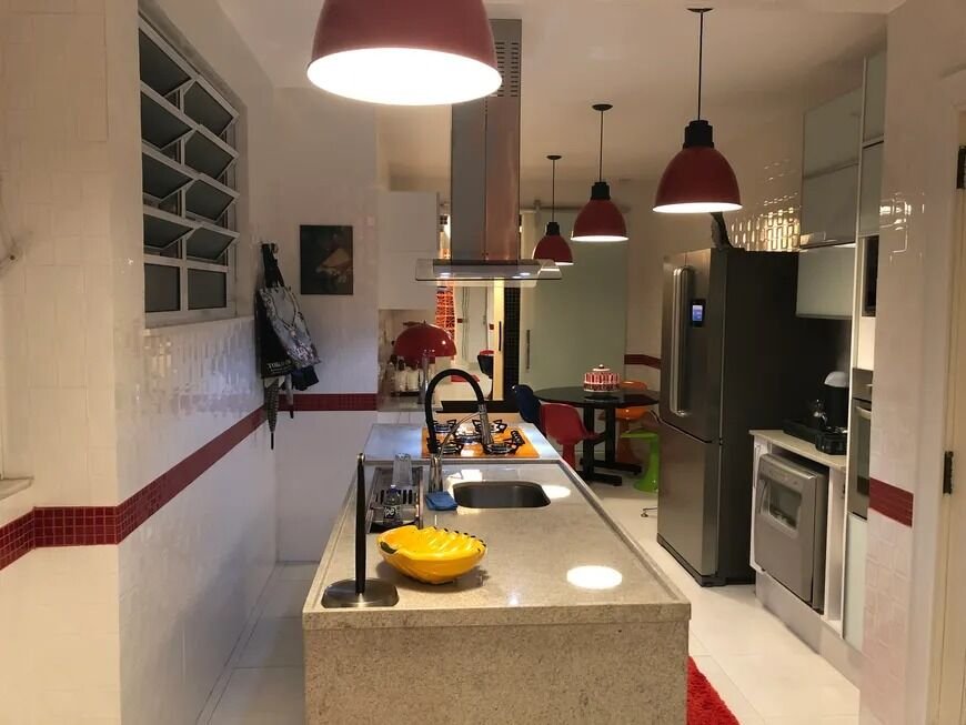 Apartamento 265m2 na Rua Bulhões de Carvalho 3 Quartos - Copacabana