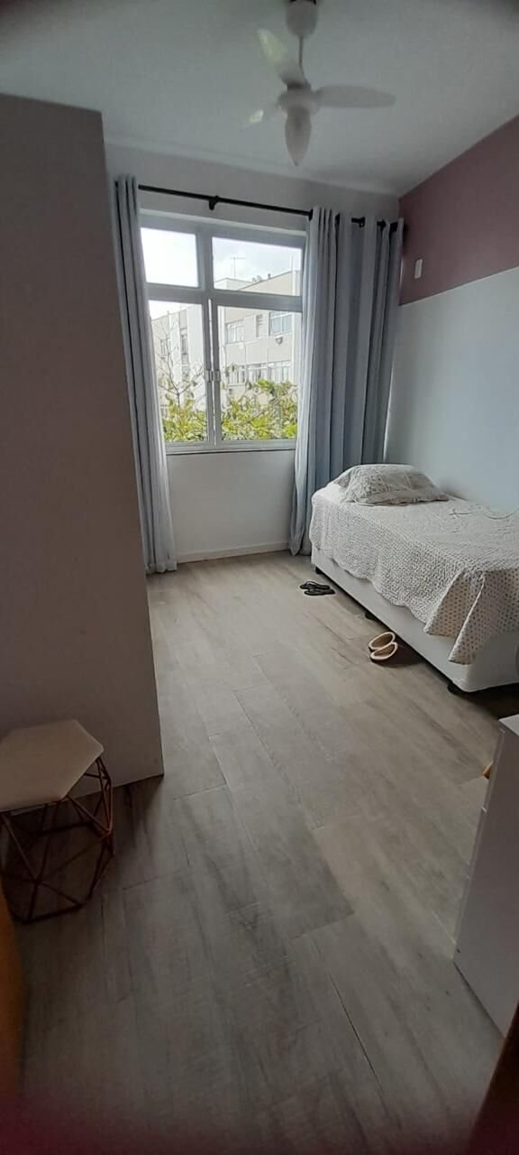 Apartamento 150m2 na Rua Nascimento Silva 3 Quartos - Ipanema