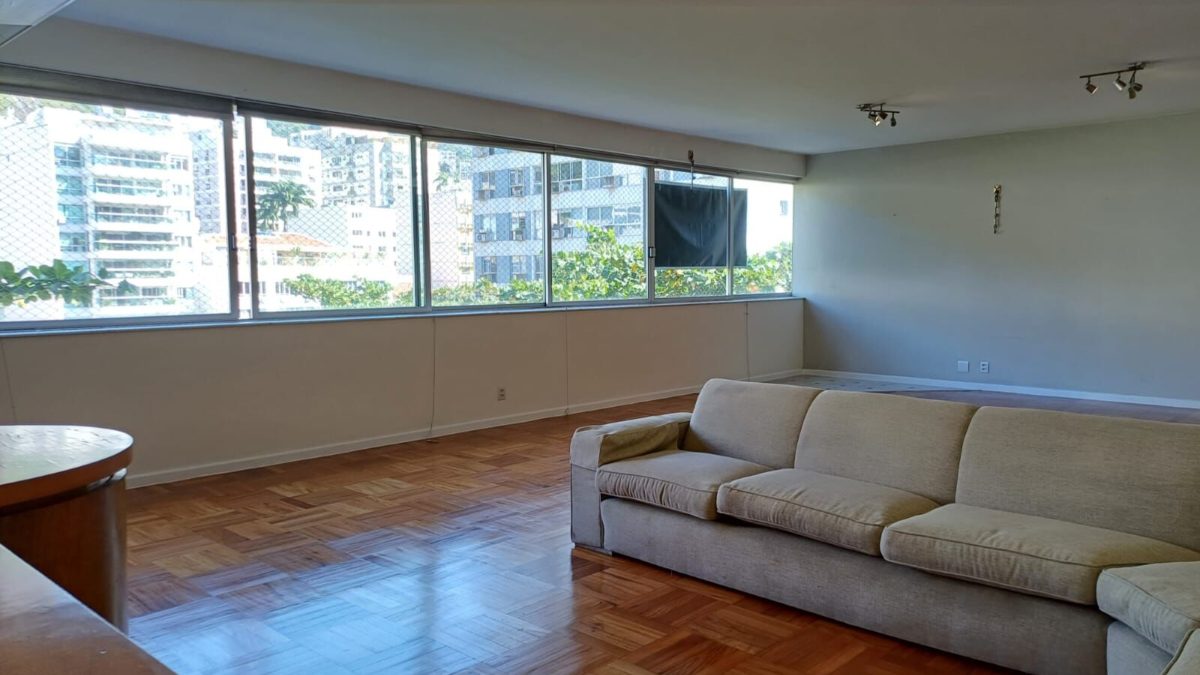 Apartamento 243m2 na Praça Atahualpa 4 Quartos – Leblon