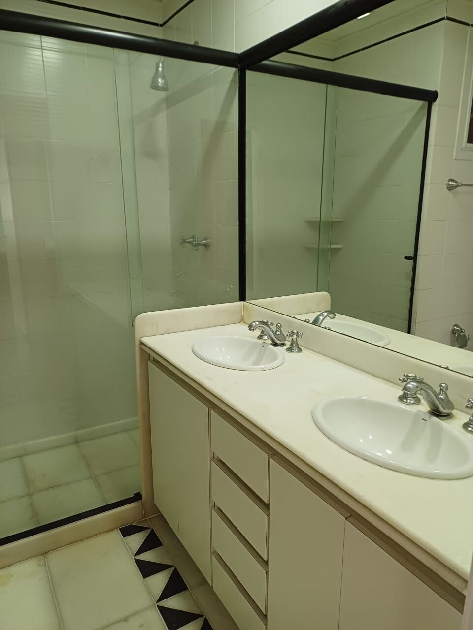 Apartamento 243m2 na Praça Atahualpa 4 Quartos - Leblon