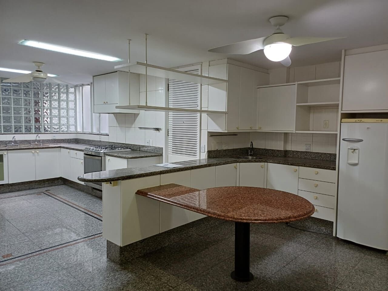 Apartamento 243m2 na Praça Atahualpa 4 Quartos - Leblon