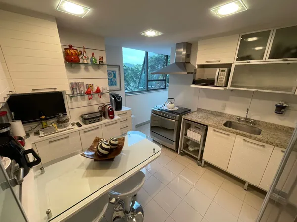 Apartamento na Barra da Tijuca 4 Quartos 200m2 Av. Professor Dulcídio Cardoso