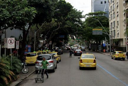 Avenida Ataulfo de Paiva