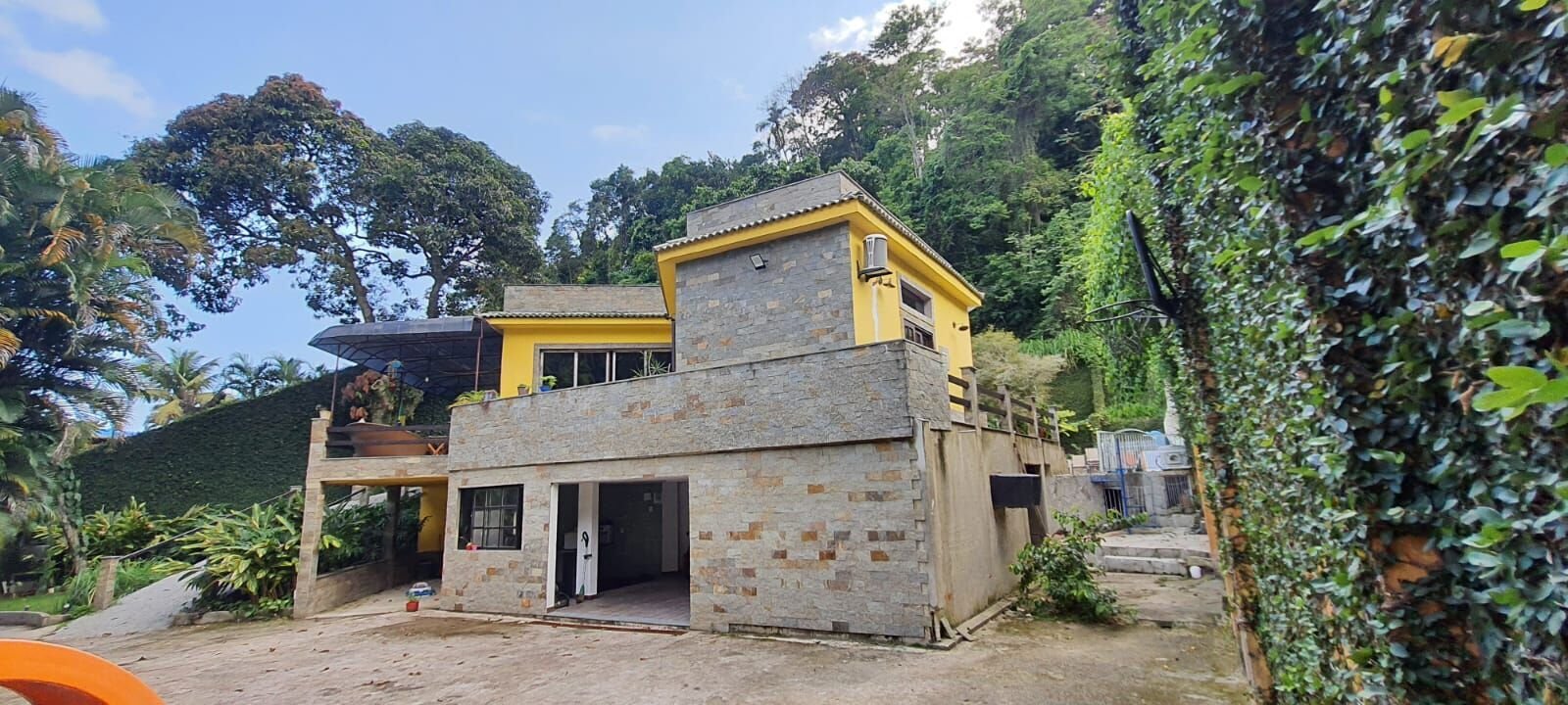 Casa 219m2 na Rua Danton Teixeira 4 Quartos - São Conrado