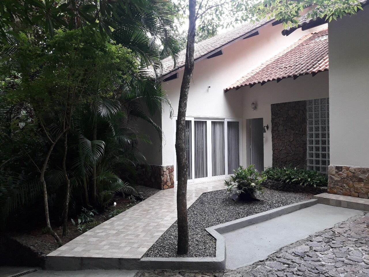 Casa 391m2 na Estrada da Canoa 4 Quartos - São Conrado