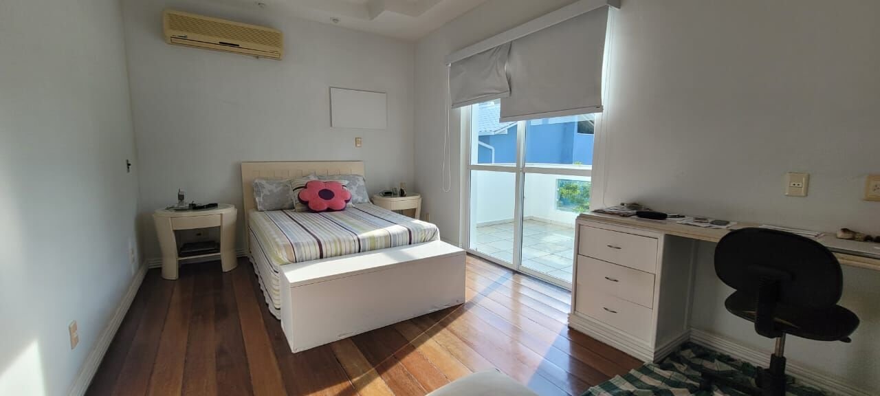 Casa na Barra da Tijuca 4 Quartos 400m2 Avenida Senador Danton Jobim