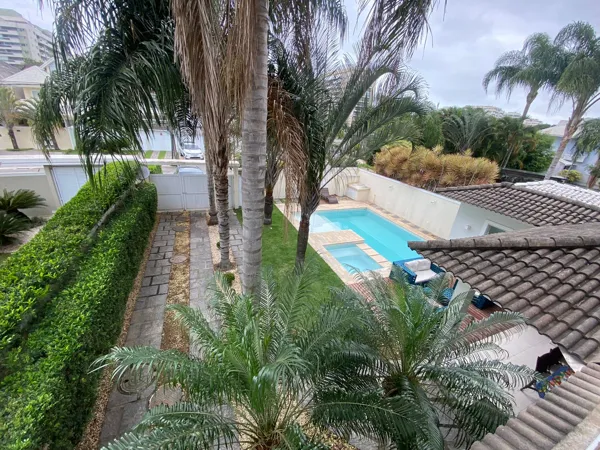 Casa na Barra da Tijuca 4 Quartos 450m2 Av. Di Cavalvanti