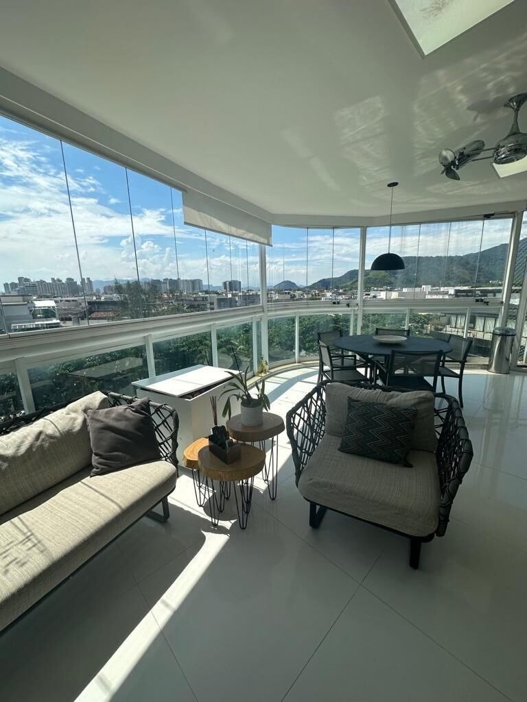 Cobertura na Barra da Tijuca 3 Quartos Av. do Pepê 196m2 Jardim Oceânico