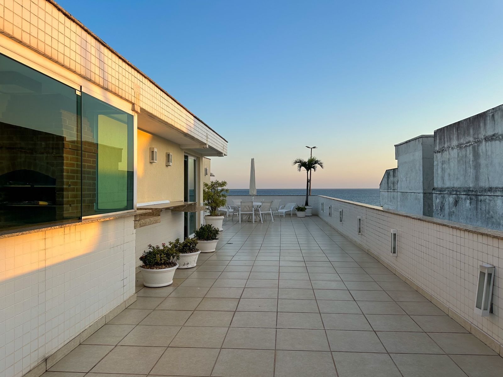 Cobertura na Barra da Tijuca 5 Quartos Av. Lúcio Costa 545m2 Jardim Oceânico