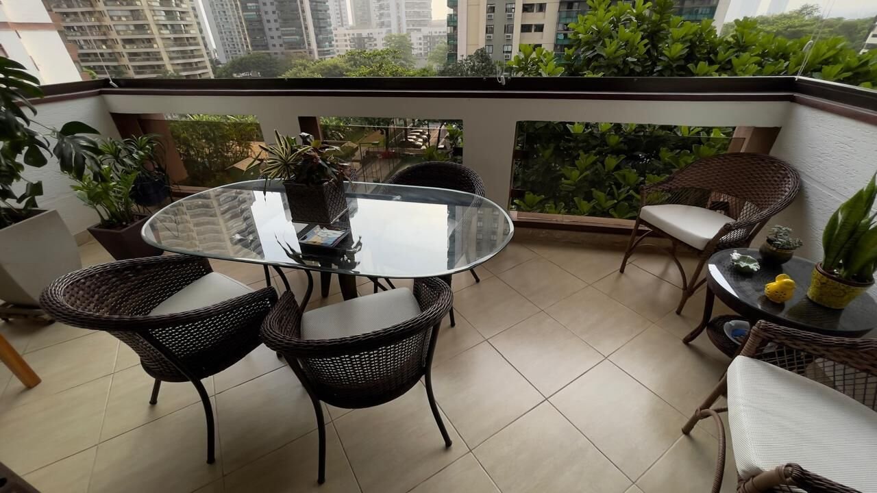 Apartamento na Barra da Tijuca 3 Quartos Av. Lúcio Costa 120m2 Barramares