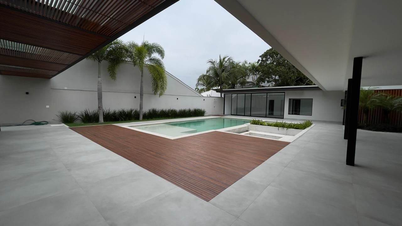 Casa na Barra da Tijuca 5 Quartos Av. das Américas 1010m2 Mansões