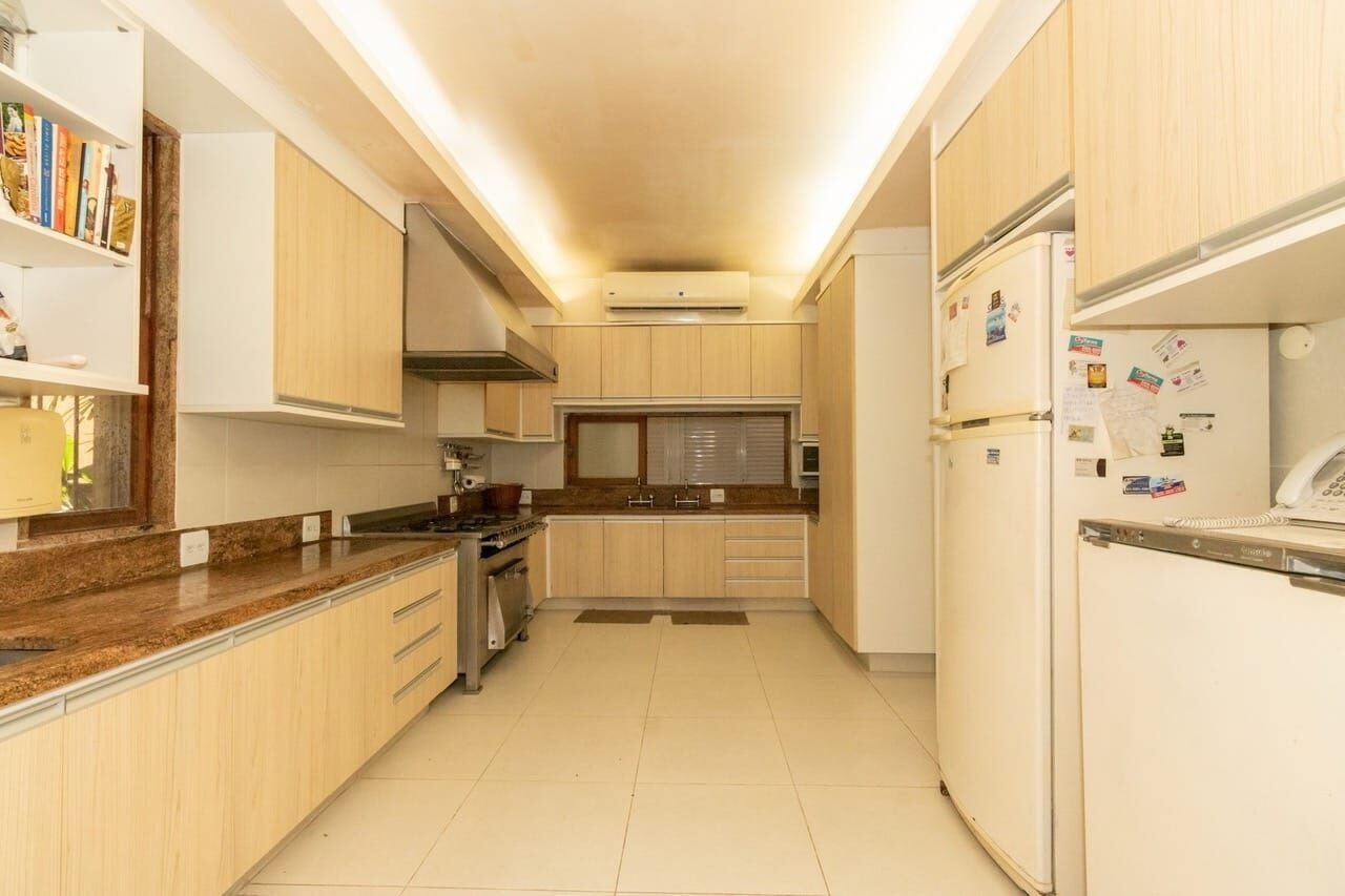 Casa na Barra da Tijuca 5 Quartos Av. das Américas 1200m2 Santa Lúcia