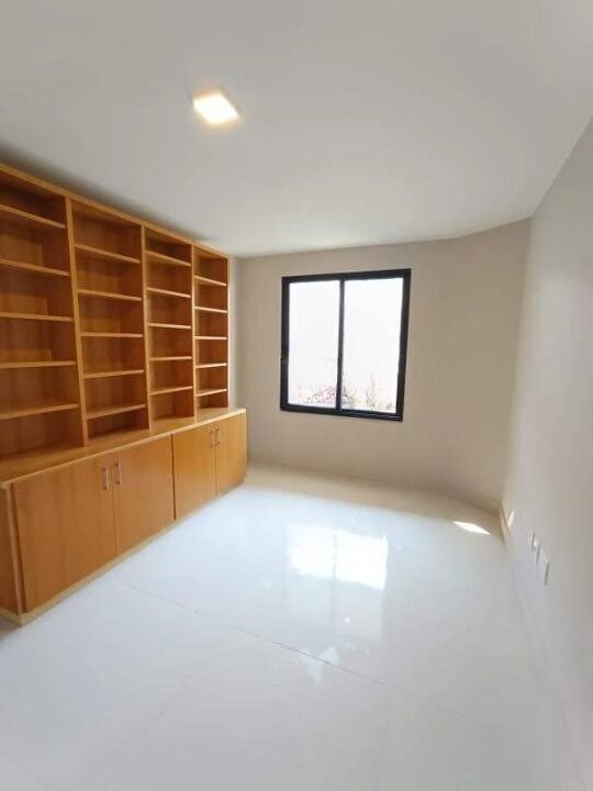 Casa na Barra da Tijuca 5 Quartos Av. das Américas 218m2 Rio Mar