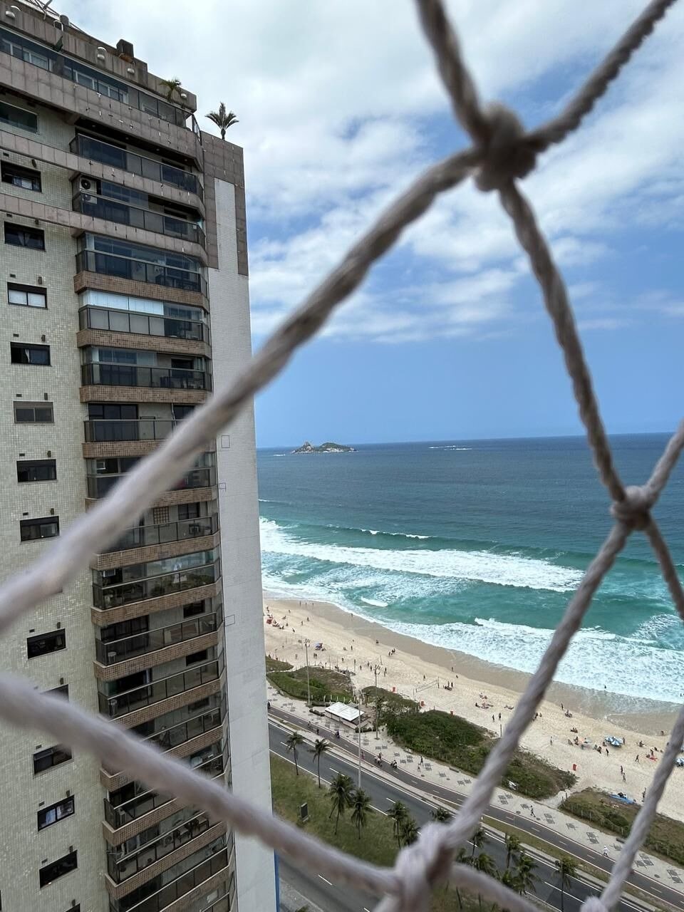 Cobertura na Barra da Tijuca 2 Quartos Av. Lúcio Costa 122m2 RPB Praia da Barra