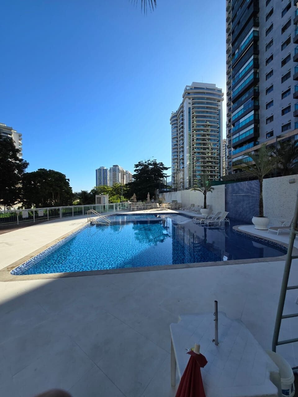Cobertura na Barra da Tijuca 2 Quartos Av. Lúcio Costa 122m2 RPB Praia da Barra