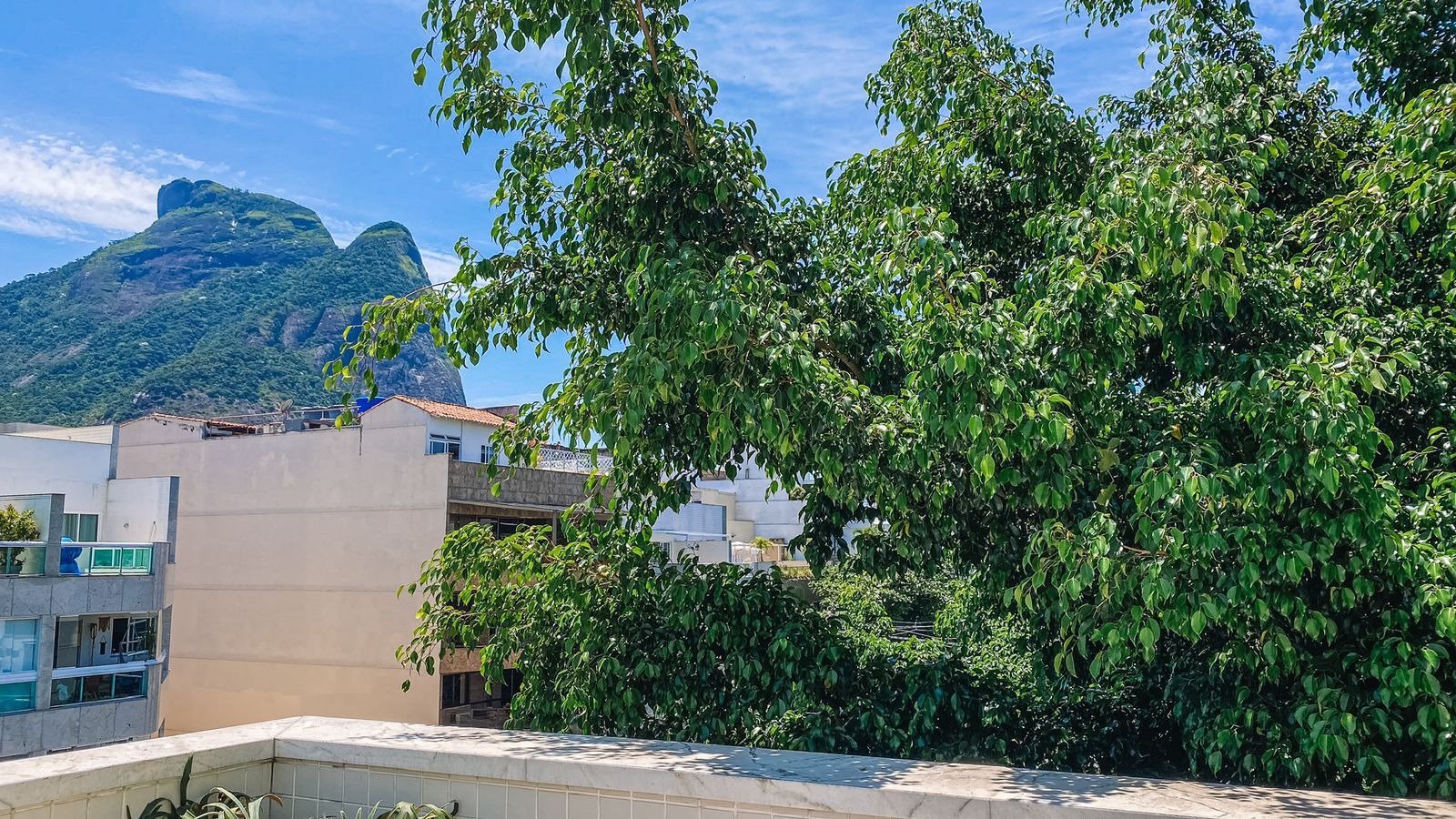 Cobertura na Barra da Tijuca 5 Quartos Av. Cmte. Julio de Moura 585m2 Jardim Oceânico