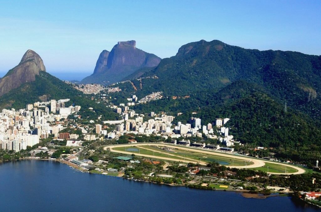 Condomínios e Facilidades na Rua Antenor Rangel – Gávea