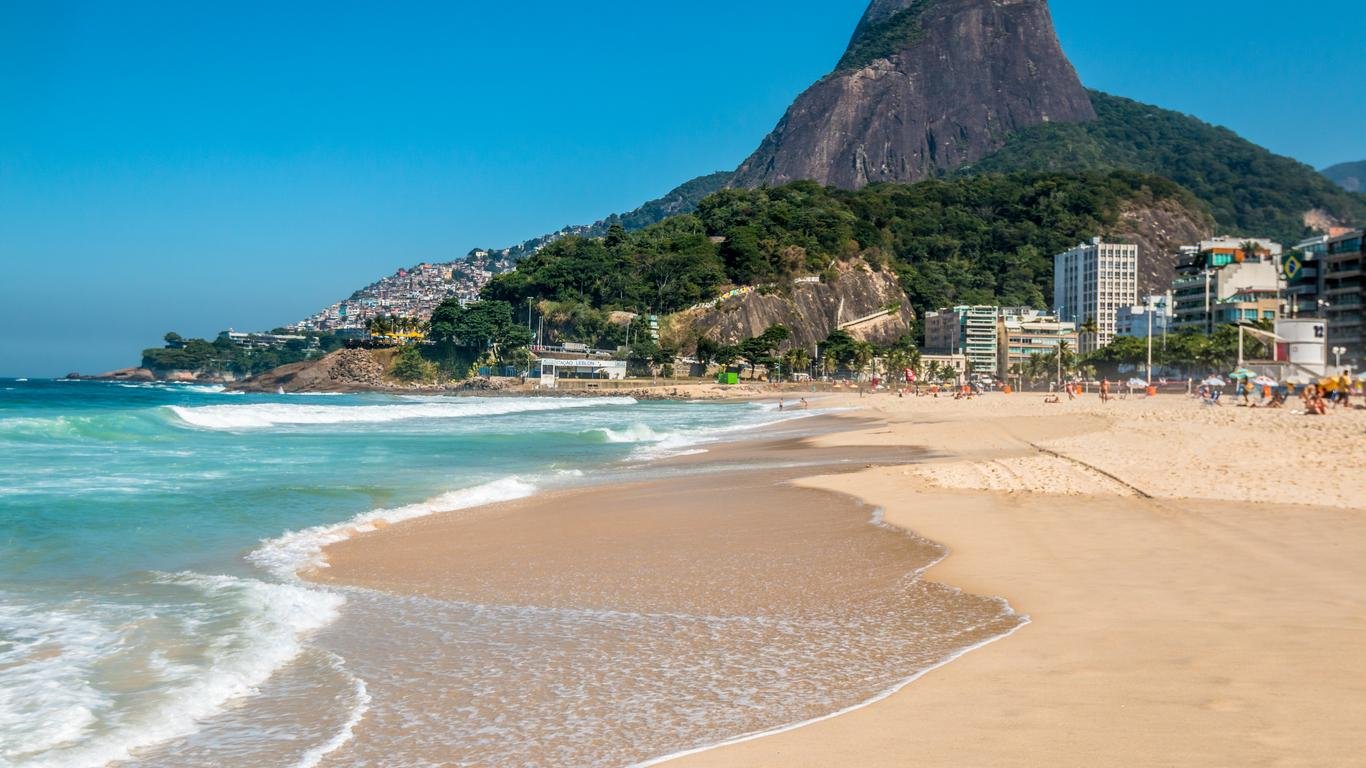 Condomínios e Facilidades na Rua Paul Redfern – Ipanema